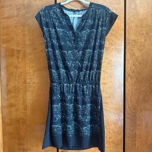 Oiselle black dress Women’s size 2 runners
